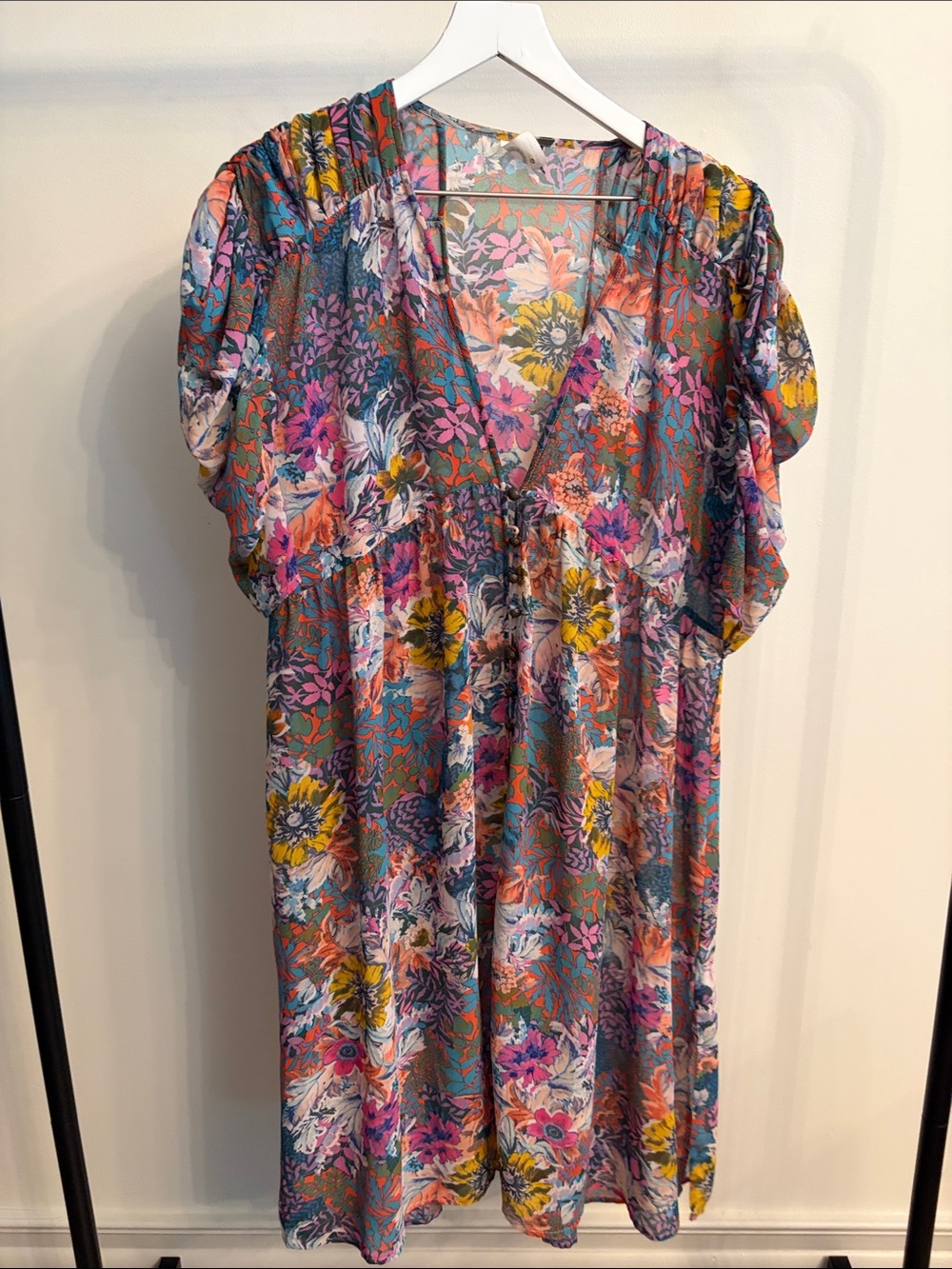 Anthropologie Akemi + Kin Flora V -Neck Midi Dress in Multicolor
